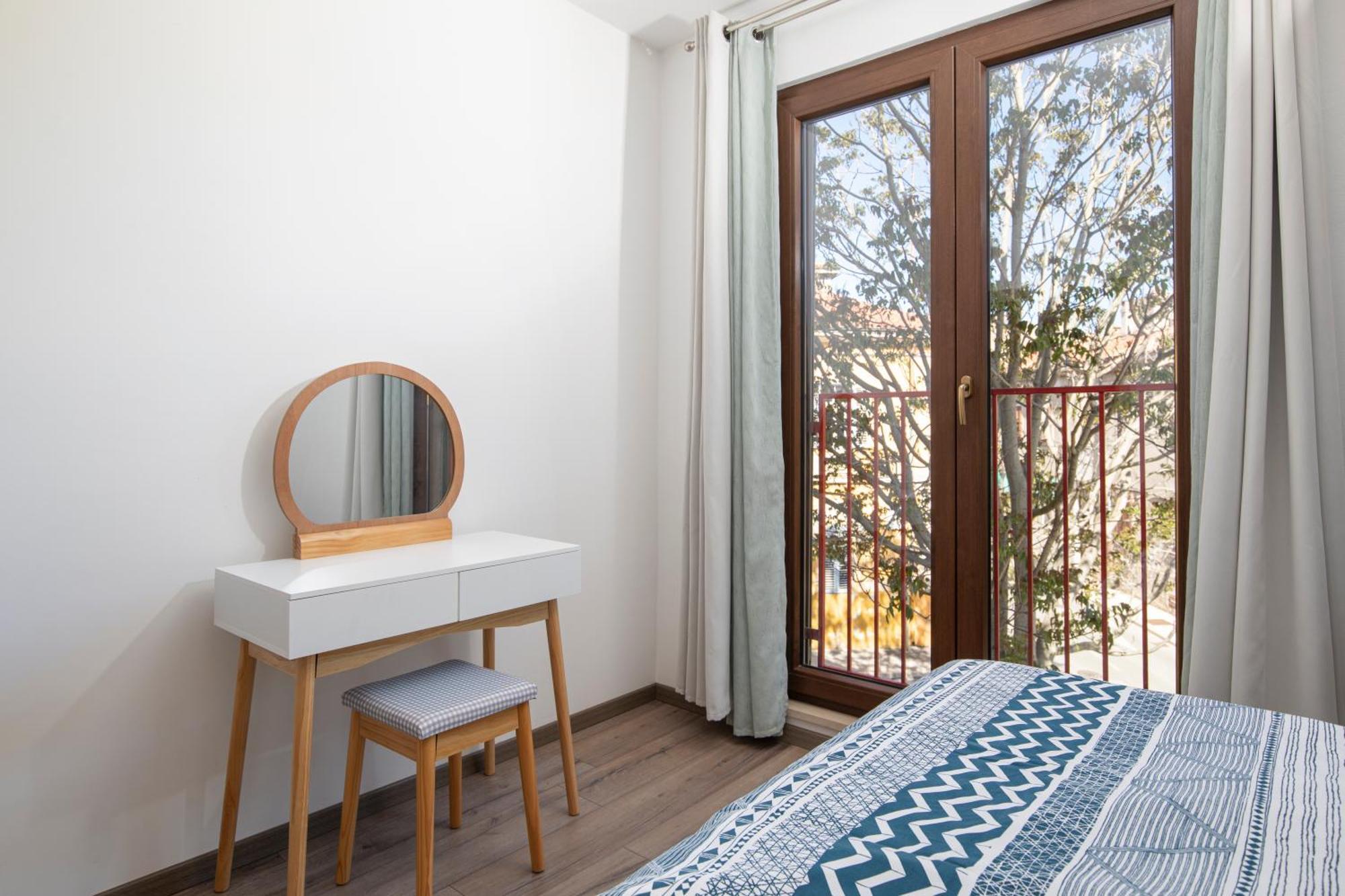 City Market Apartments Pula Bagian luar foto